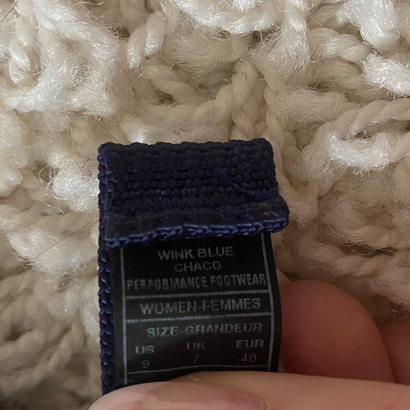 Chacos size 9 in Wink Blue - Picture 4 of 5